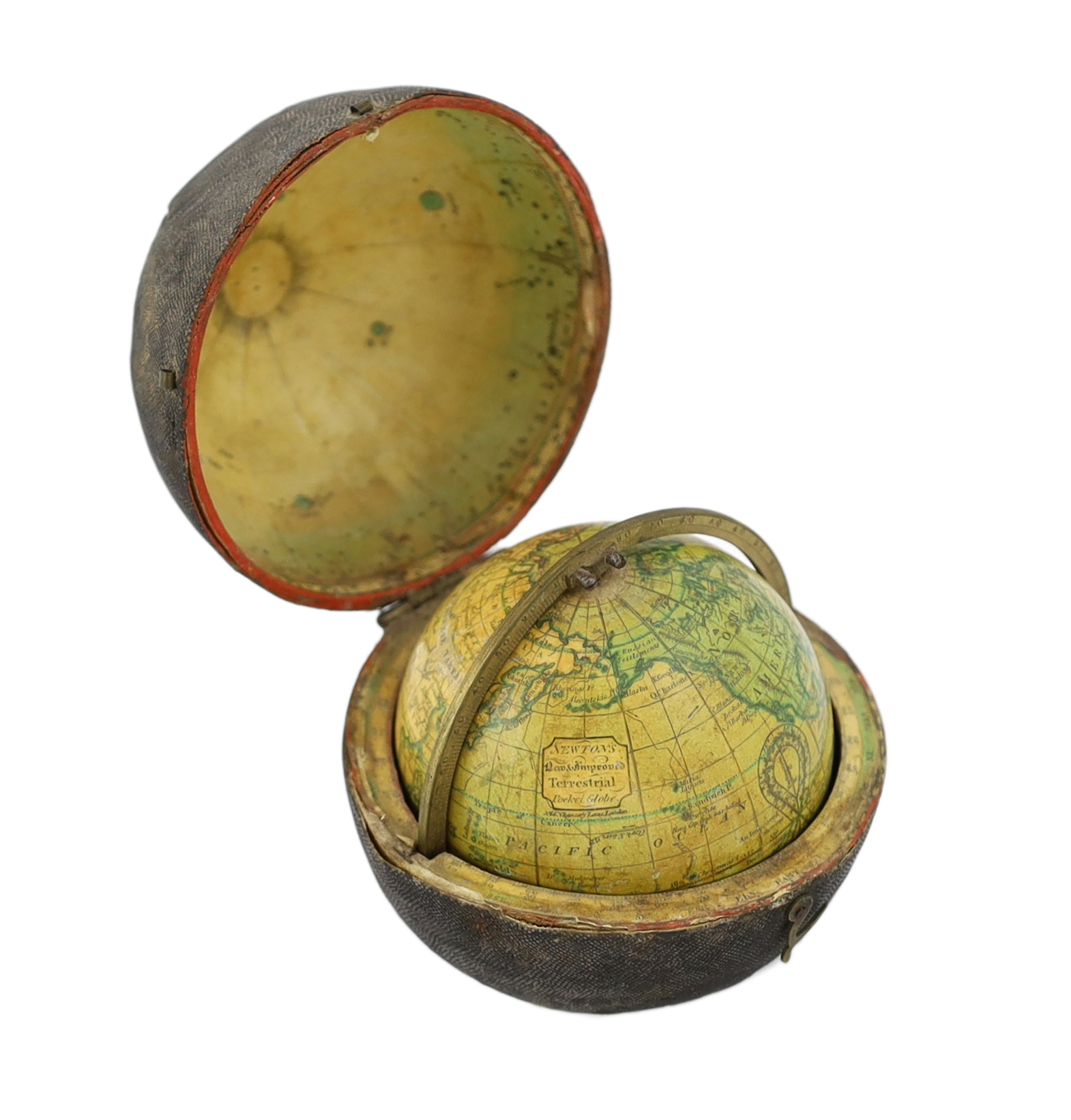 A Newton's 'New & Improved terrestrial pocket globe', 7,5cm, case 10cm
